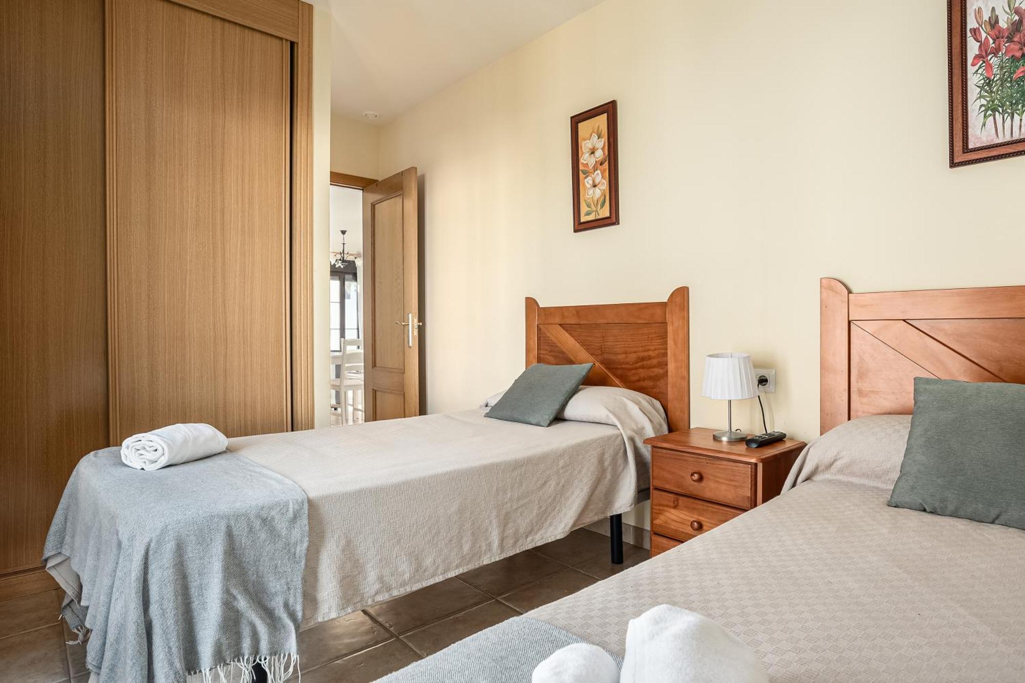 Apartamento Familiar Muy Soleado Cerca De La Playa Y Parking Incluido Chiclana de la Frontera Dış mekan fotoğraf